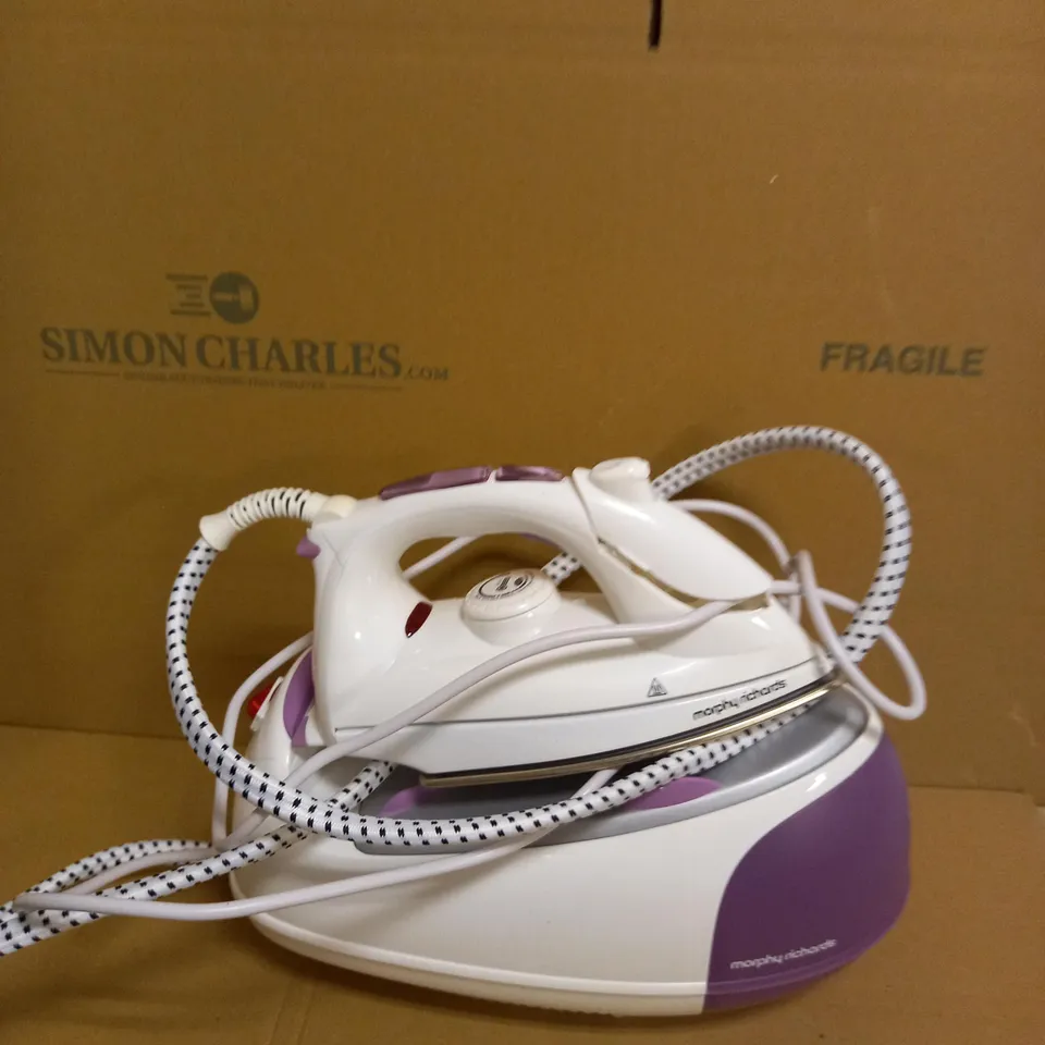 MORPHY RICHARDS JET STEAM GENERATOR IRON PINK/WHITE