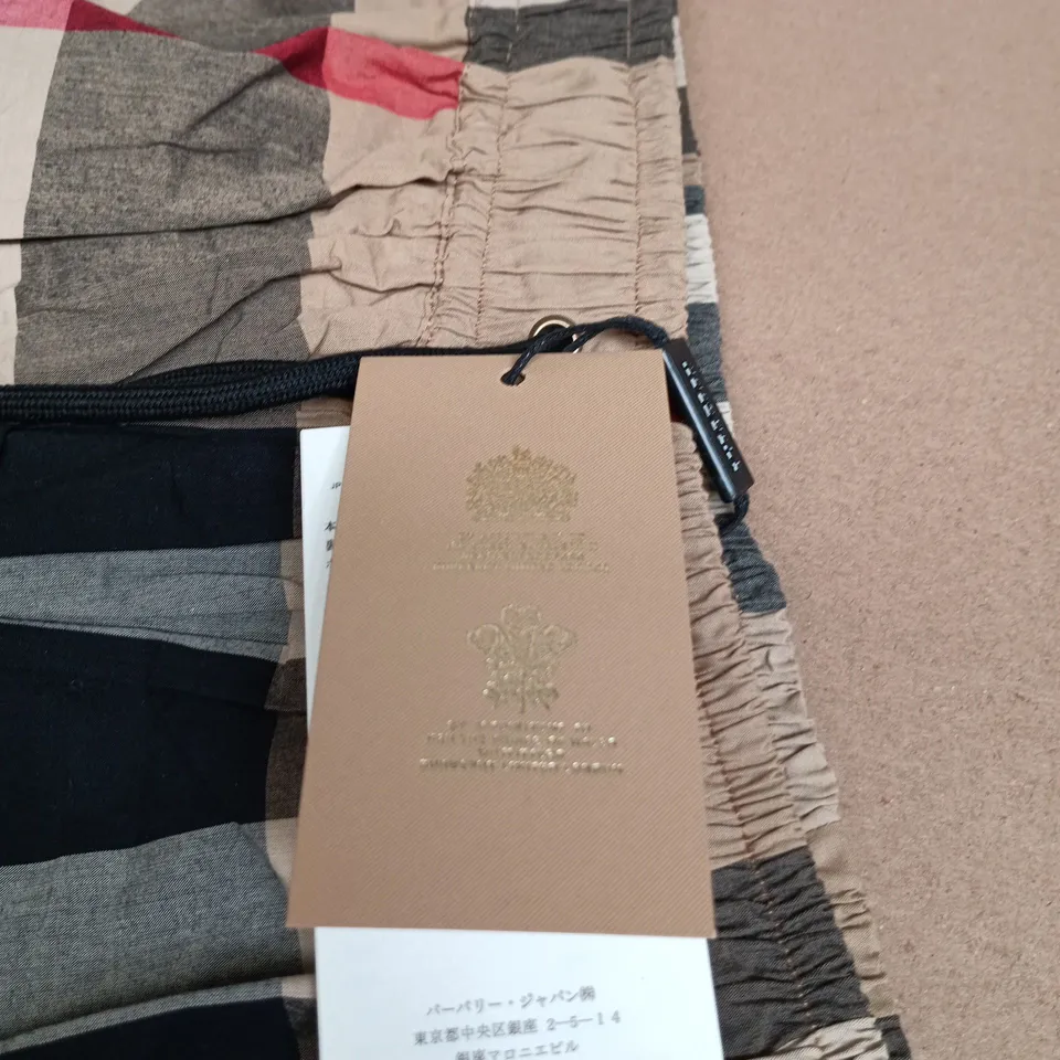 BURBERRY CHECK SHORTS SMALL TAGGED