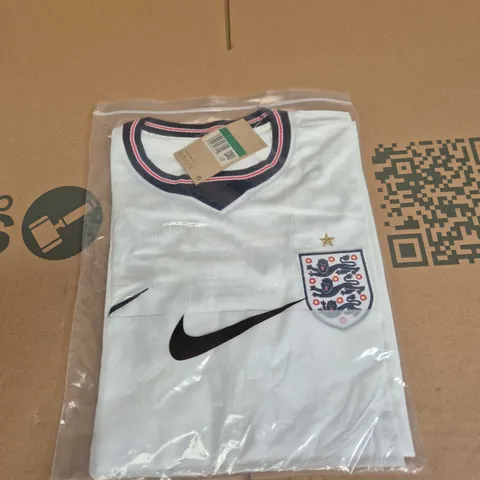 NIKE ENGLAND MEN'S FOOTBALL SHIRT β WHITE, SIZE XL, CREST & SWOOSH β NEW WITH TAGS