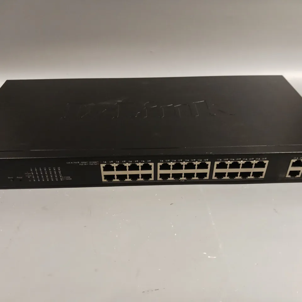 D-LINK DGS-1100-26MP V2 24-PORT SMART SWITCH 