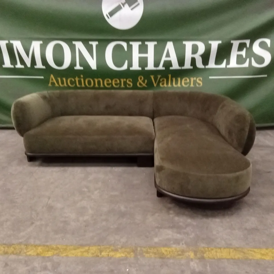 DANETTI OTTILIE OLIVE GREEN CHENILLE RIGHT HAND CORNER CHAISE SOFA RRP £1999