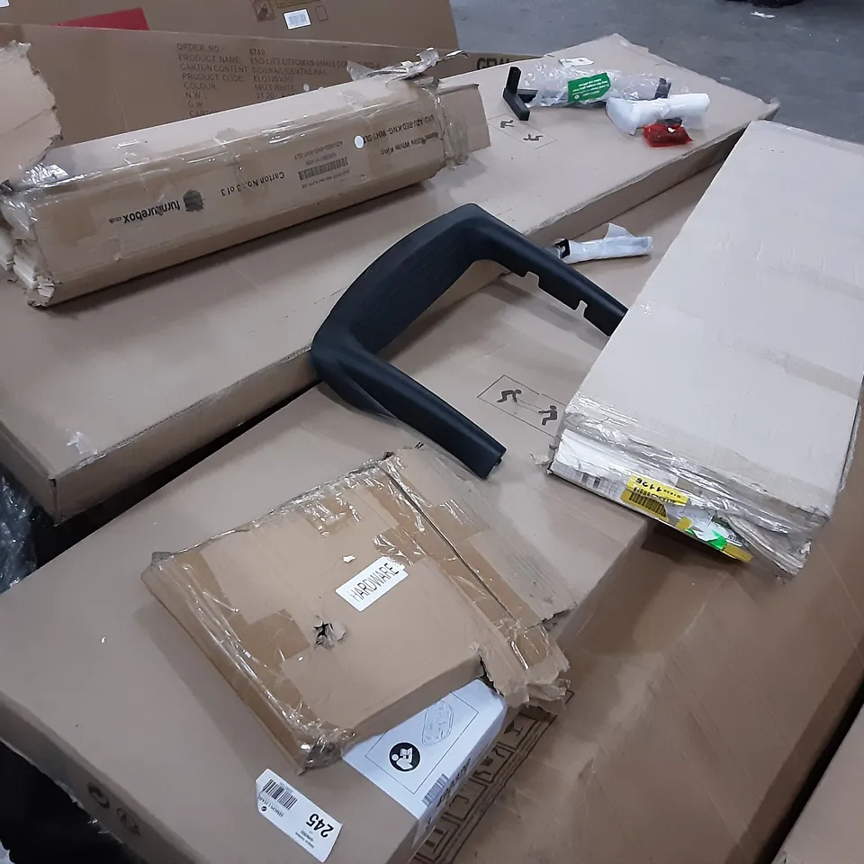 PALLET CONTAINING BOXED FURNITURE AND FURNITURE PARTS 