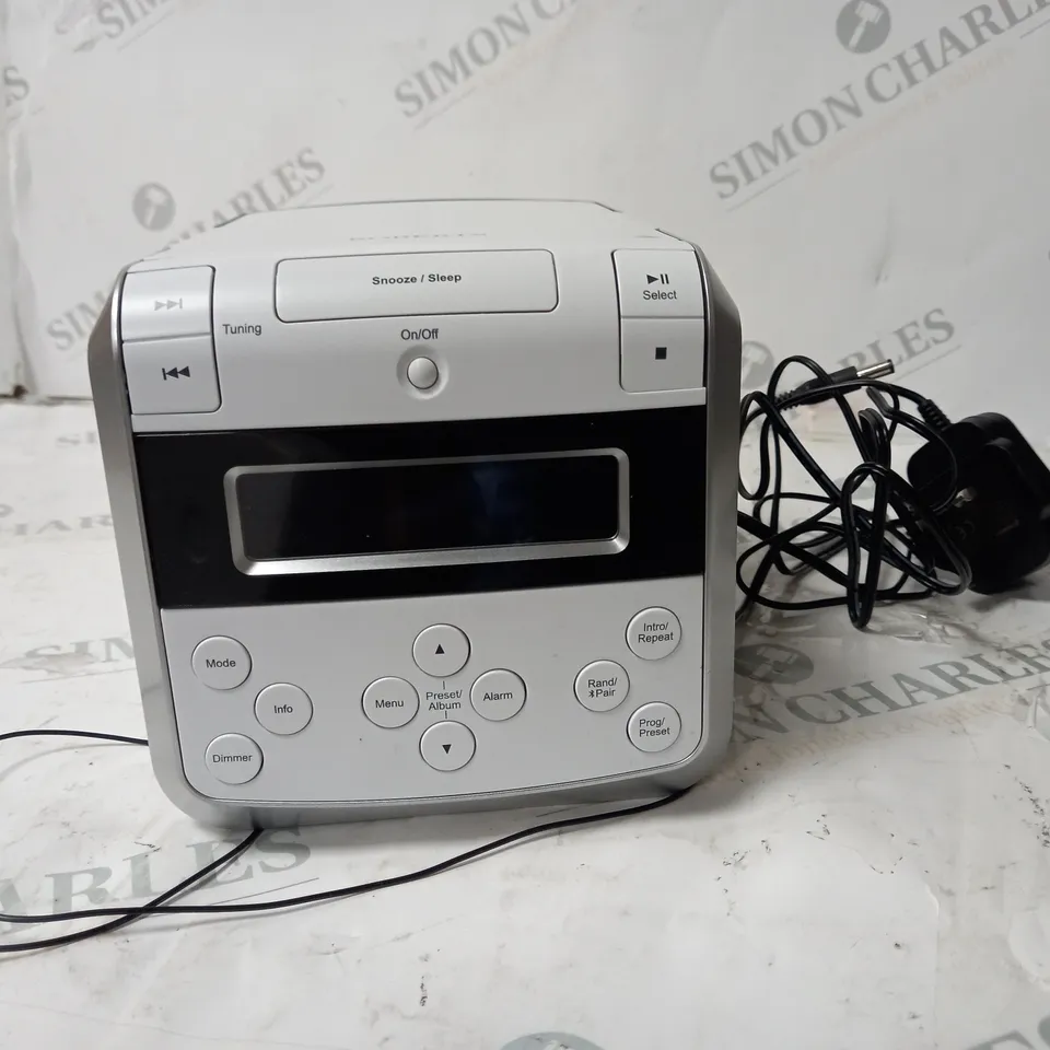 ROBERTS SOUND48 CD CLOCK RADIO