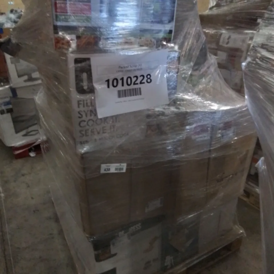PALLET TO CONTAIN APPROXIMATELY 20 ASSORTED ELECTRONIC GOODS & PRODUCTS. INCLUDES