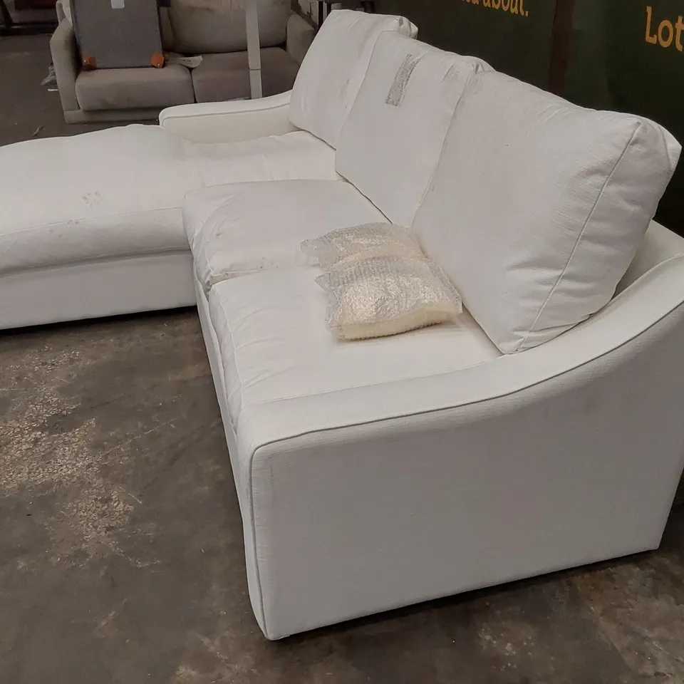 QUALITY DESIGNER CREAM FABRIC UPHOLSTERED CORNER CHAISE SOFA