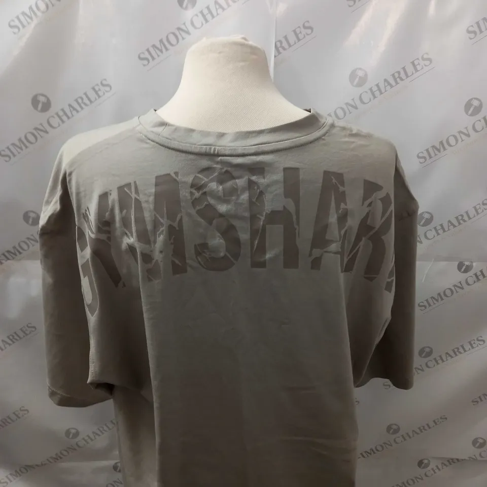 GYMSHARK CASUAL T-SHIRT SIZE M