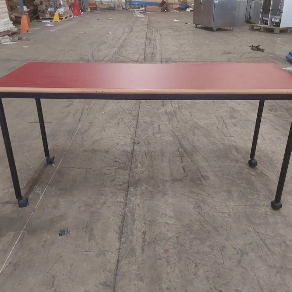 MOBILE TABLE WITH WOODEN TOP