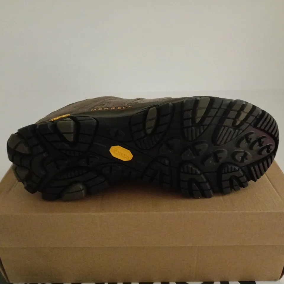MERRELL MOAB 3 PECAN UK 10 SHOES BOXED