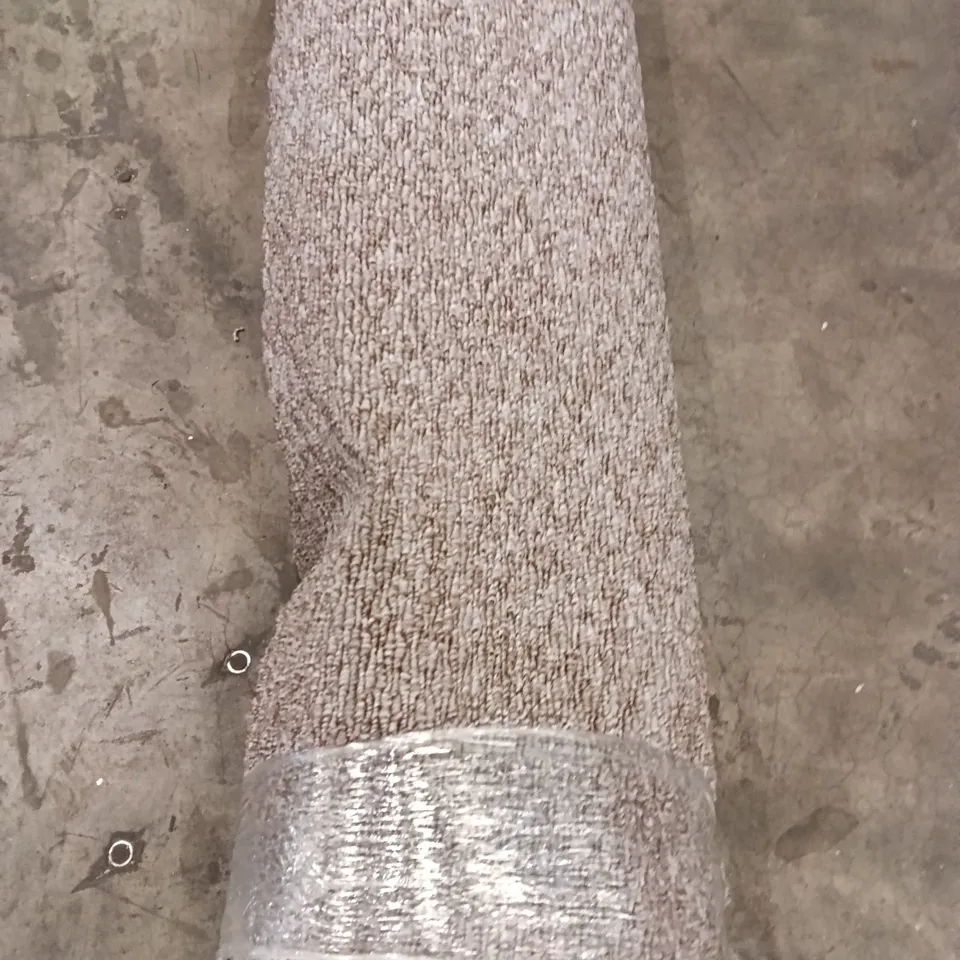 ROLL OF OASIS ALMOND APPROX SIZE: 1.9M X 5M