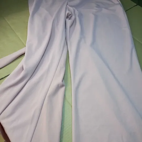 BOOHOO BLUSH PAPERBAG BELTED SLIM WIDE LEG TROUSERS - SIZE 20