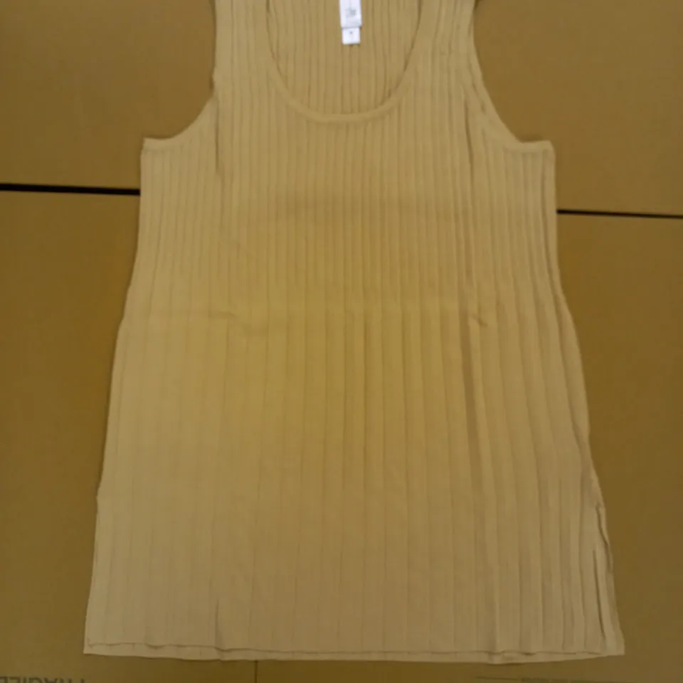BRAND NEW MARLAWYNNE KNIT PLEAT TUNIC TANK ALMOND SIZE M