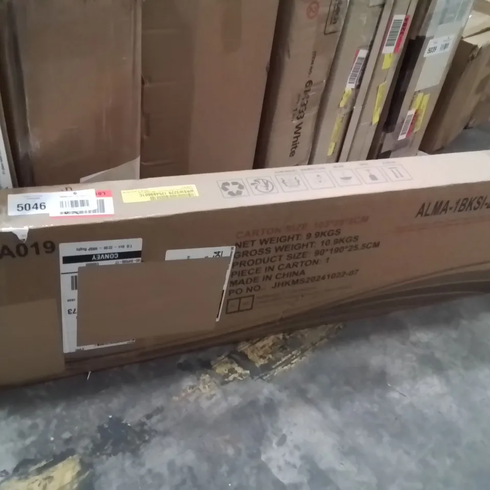 BOXED MINIMAL SCORELESS BLACK BED FRAME WITH SQUARE FEET 90×190CM