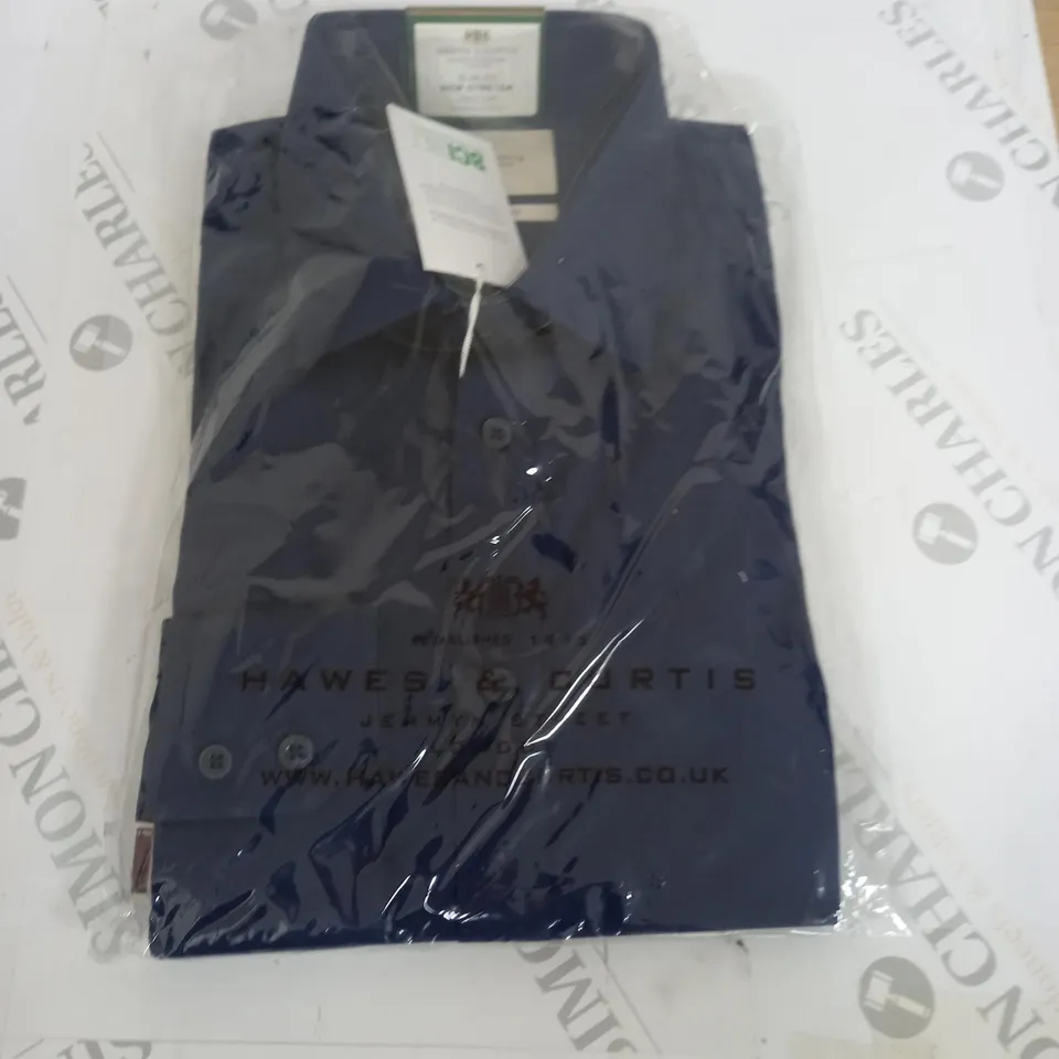 HAWES & CURTIS FITTED SLIM STRETCH NAVY COLLARED SHIRT - 16/34