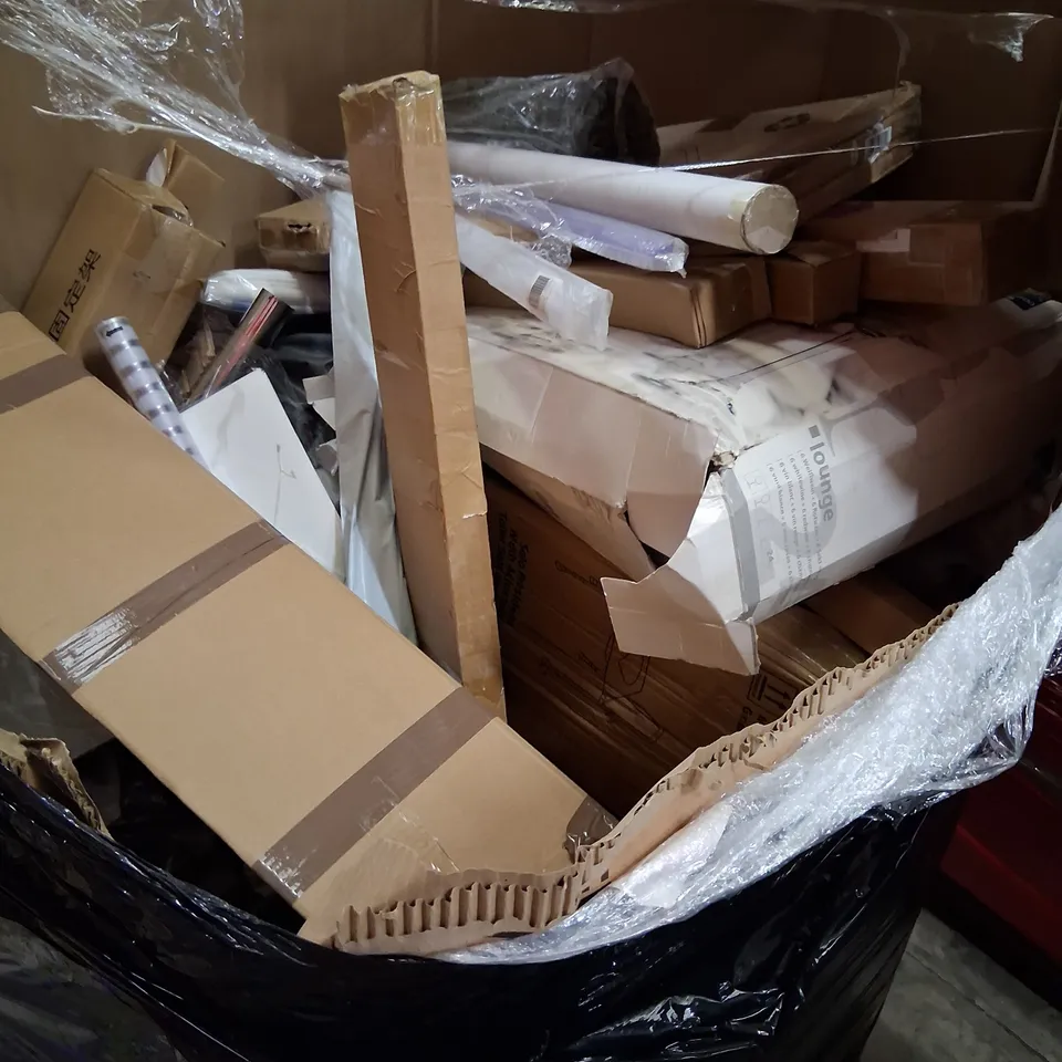 PALLET CONSISTING OF A LARGE QUANTITY OF ASSORTED HOUSEHOLD AND ELECTRICAL PRODUCTS AND ACCESSORIES TO INCLUDE;