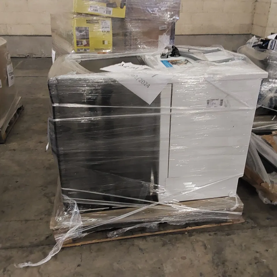 CANDY FREESTANDING FULL SIZE DISHWASHER WHITE AND RUSSELL HOBBS FREESTANDING CONDENSER DRYER BLACK - UNPROCESSED RAW RETURNS