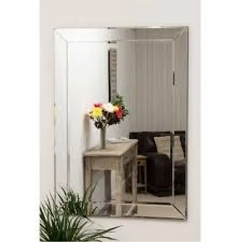 BRAND NEW BOXED HOMES DIRECT 365 VENETIAN MIRROR 105 x 75cm