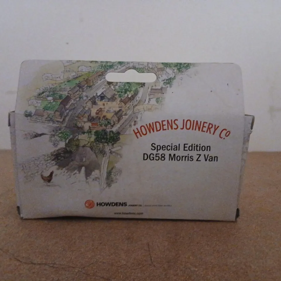 HOWDENS JOINERY CO SPECIAL EDITION DG58 MORRIS Z VAN – DIE-CAST MODEL