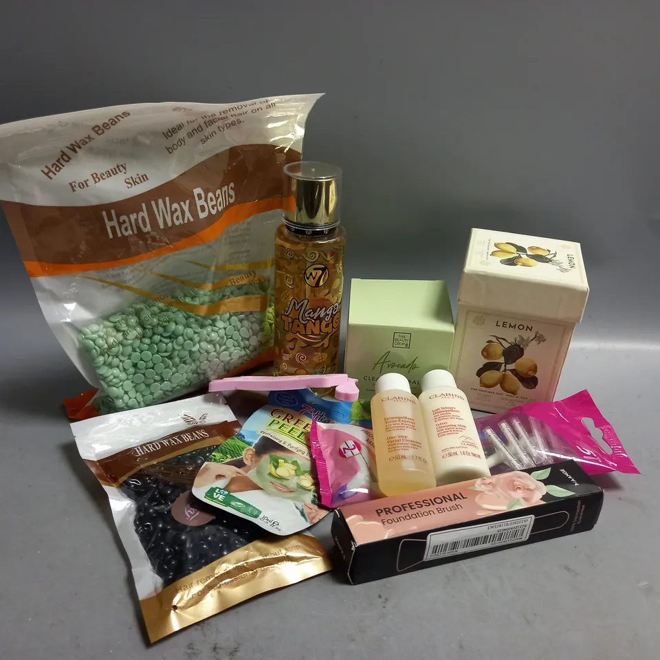 APPROXIMATELY 10 ASSORTED BEAUTY PRODUCTS TO INCLUDE CLARINS ONE-STEP FACIAL; CLEANSER, LEMON FINE VEGETABLE SOAP, THE BEAUTY CROP AVOCADO CLEANSING BALM