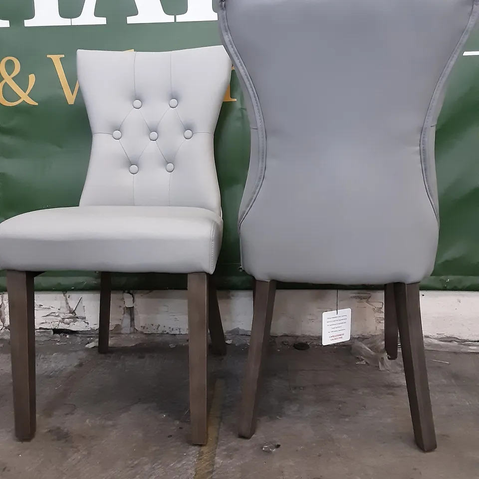 SET OF 4 LIGHT GREY PU LEATHER DINNING CHAIRS 