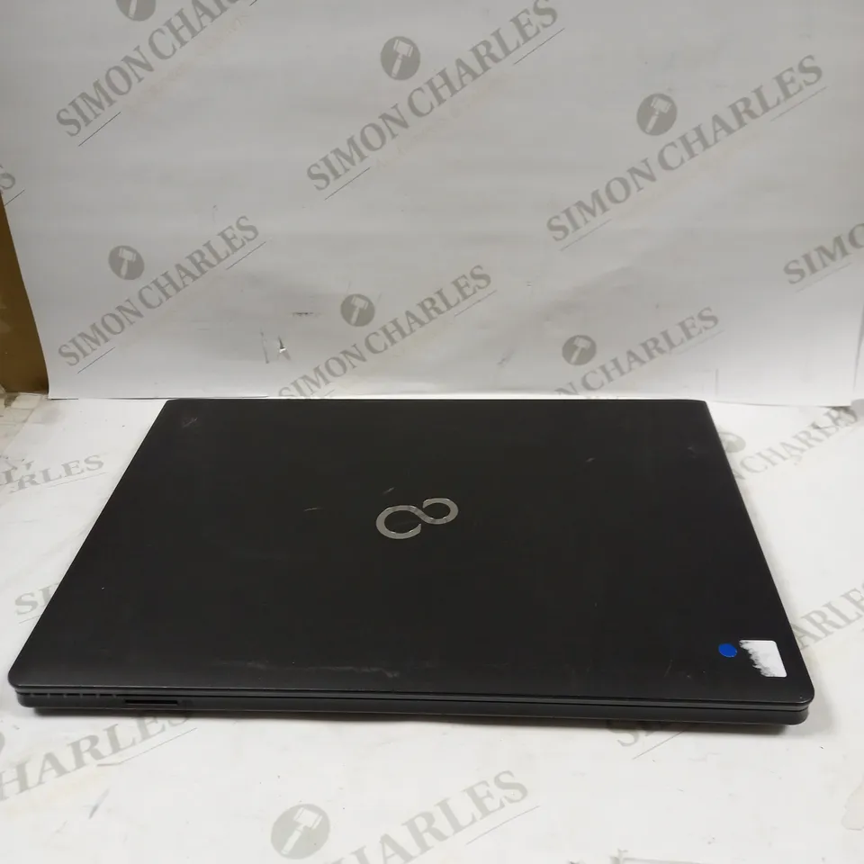 FUJITSU LIFEBOOK A555 LAPTOP 