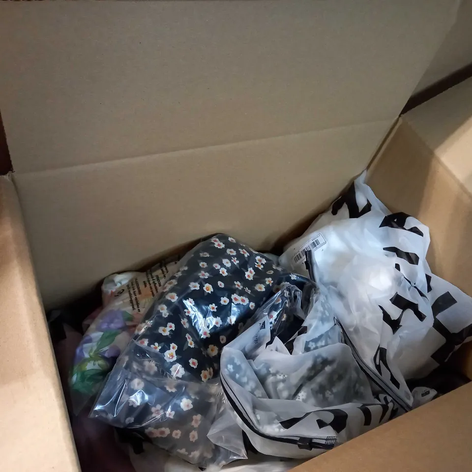 LOT OF APPROX 15 ASSORTED BAGGED SHEIN PRODUCTS