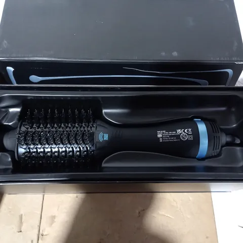 REVAM PROGLOSS PERFECT BLOW DRY HAIRBRUSH