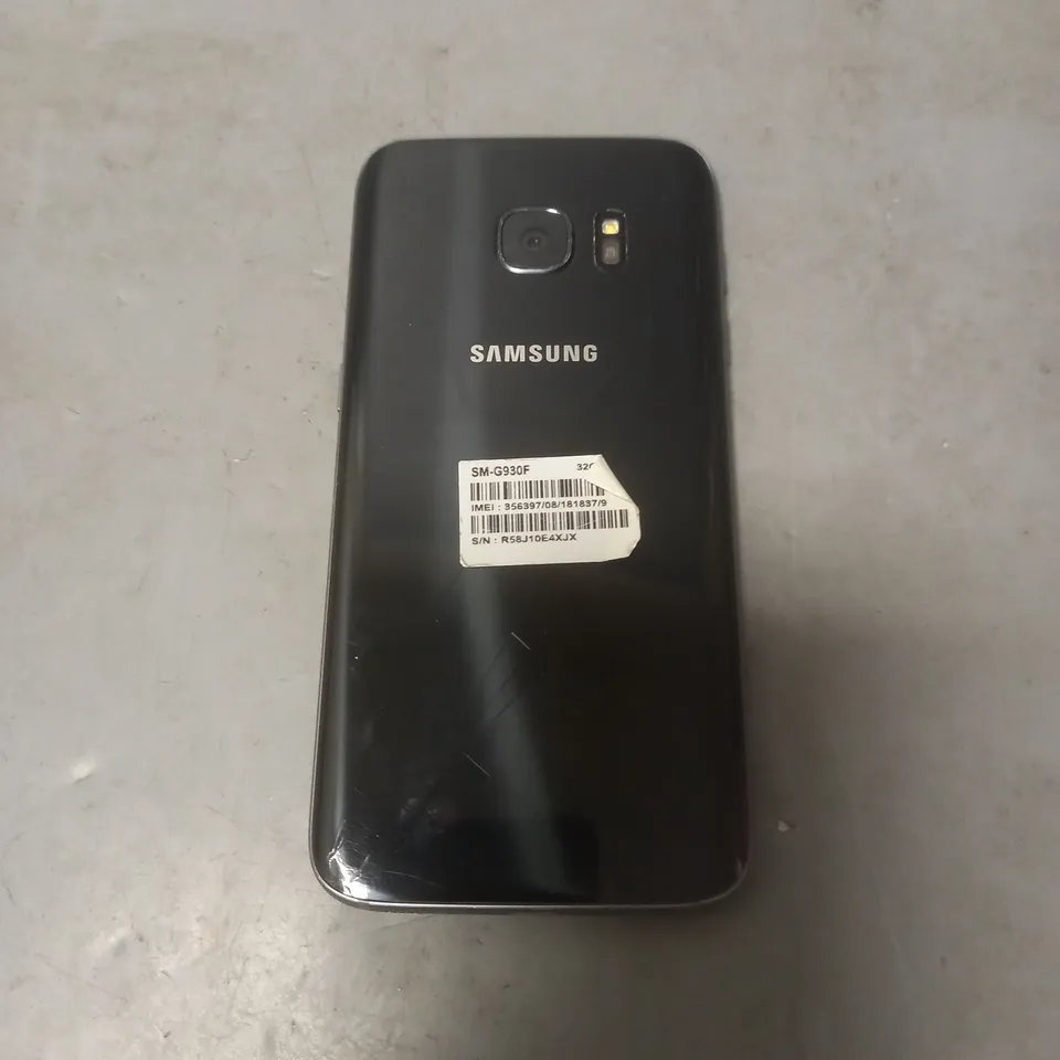 SAMSUNG GALAXY S7 SMARTPHONE IN BLACK