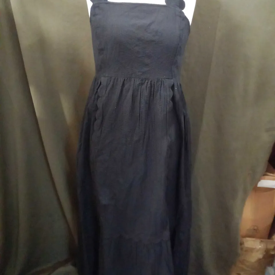 WYSE LONDON STRAP DRESS IN BLACK - SIZE 2