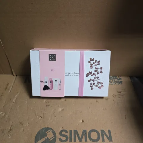 RITUALS THE RITUAL OF SAKURA GIFT SET – BOXED BODY CARE COLLECTION
