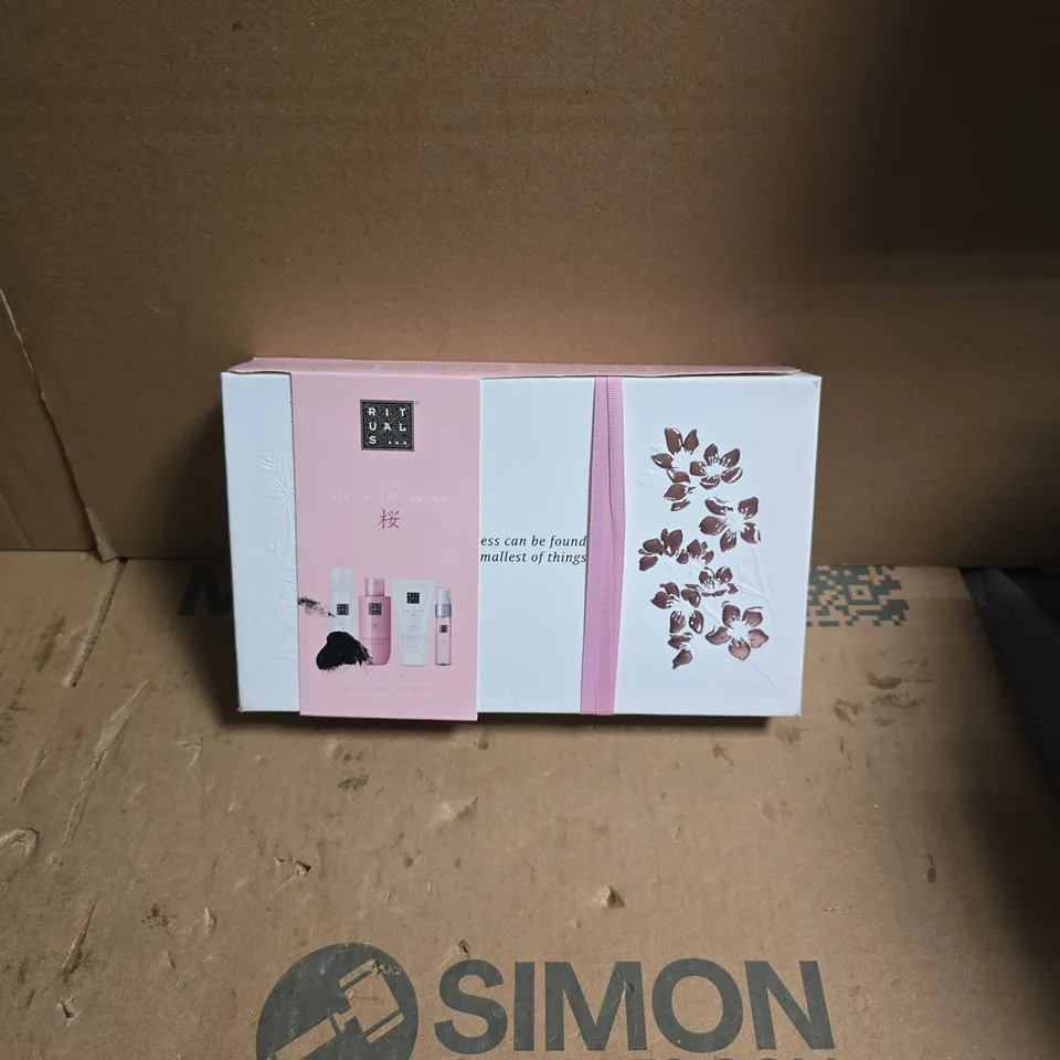 RITUALS THE RITUAL OF SAKURA GIFT SET – BOXED BODY CARE COLLECTION