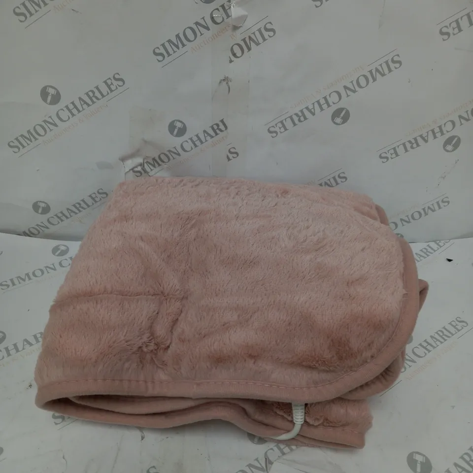 BOXED COZEE HOME VELVETSOFT HEATED THROW IN PINK