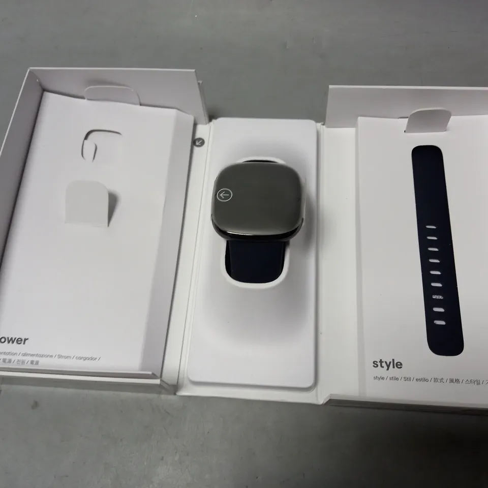 BOXED FITBIT SENSE CARBON/GRAPHITE SMART WATCH