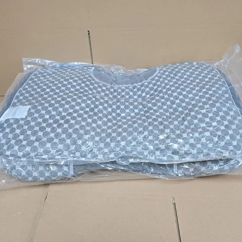 LOT OF 2 ORTHOPAEDIC MEMORY FOAM PILLOWS