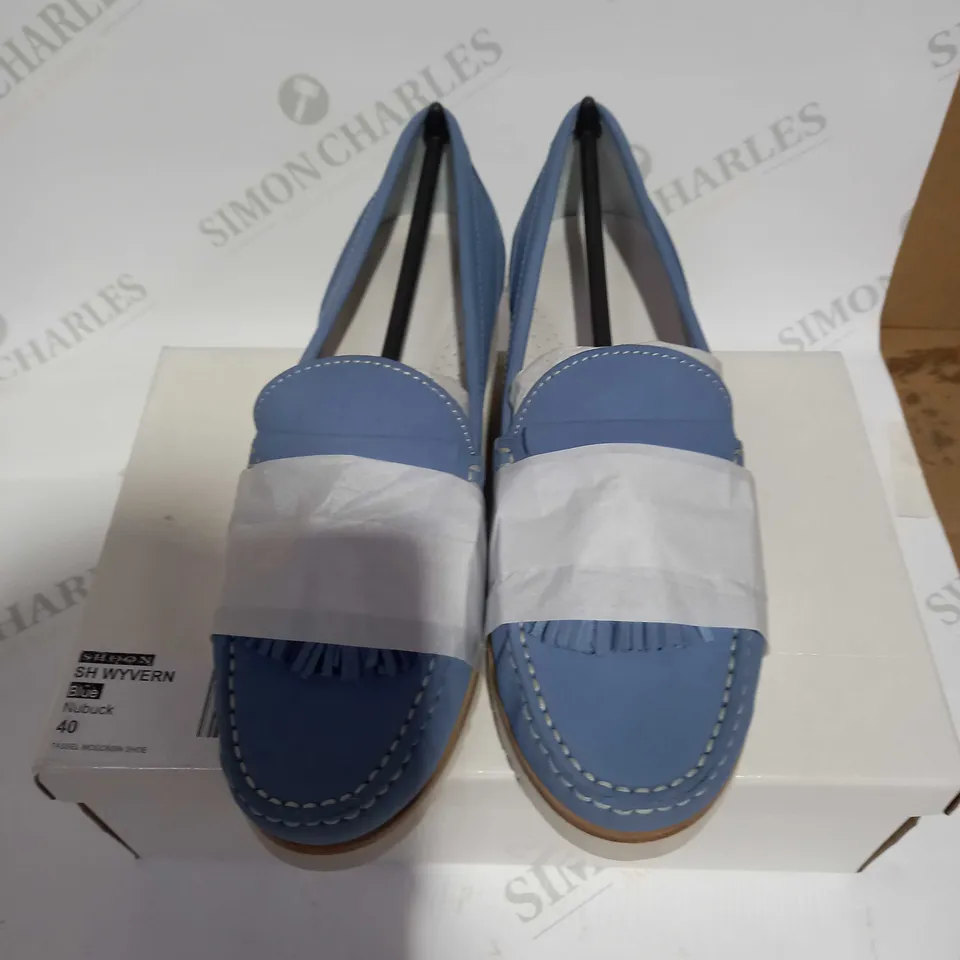 SHOON WYVERN BLUE NUBUCK SIZE TASSEL MOCCASIN SHOE - SIZE 6.5 