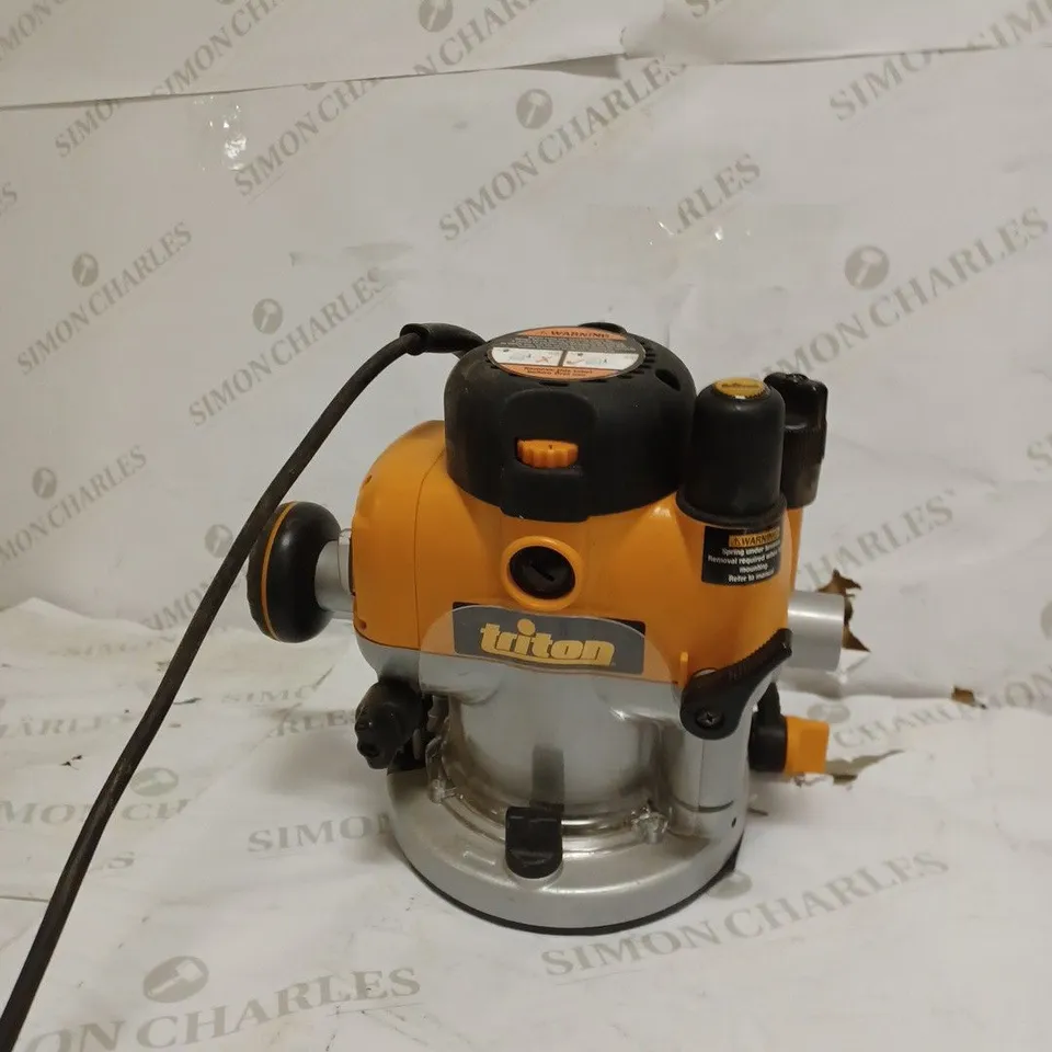 TRITON DUAL MODE PRECISION PLUNGE ROUTER