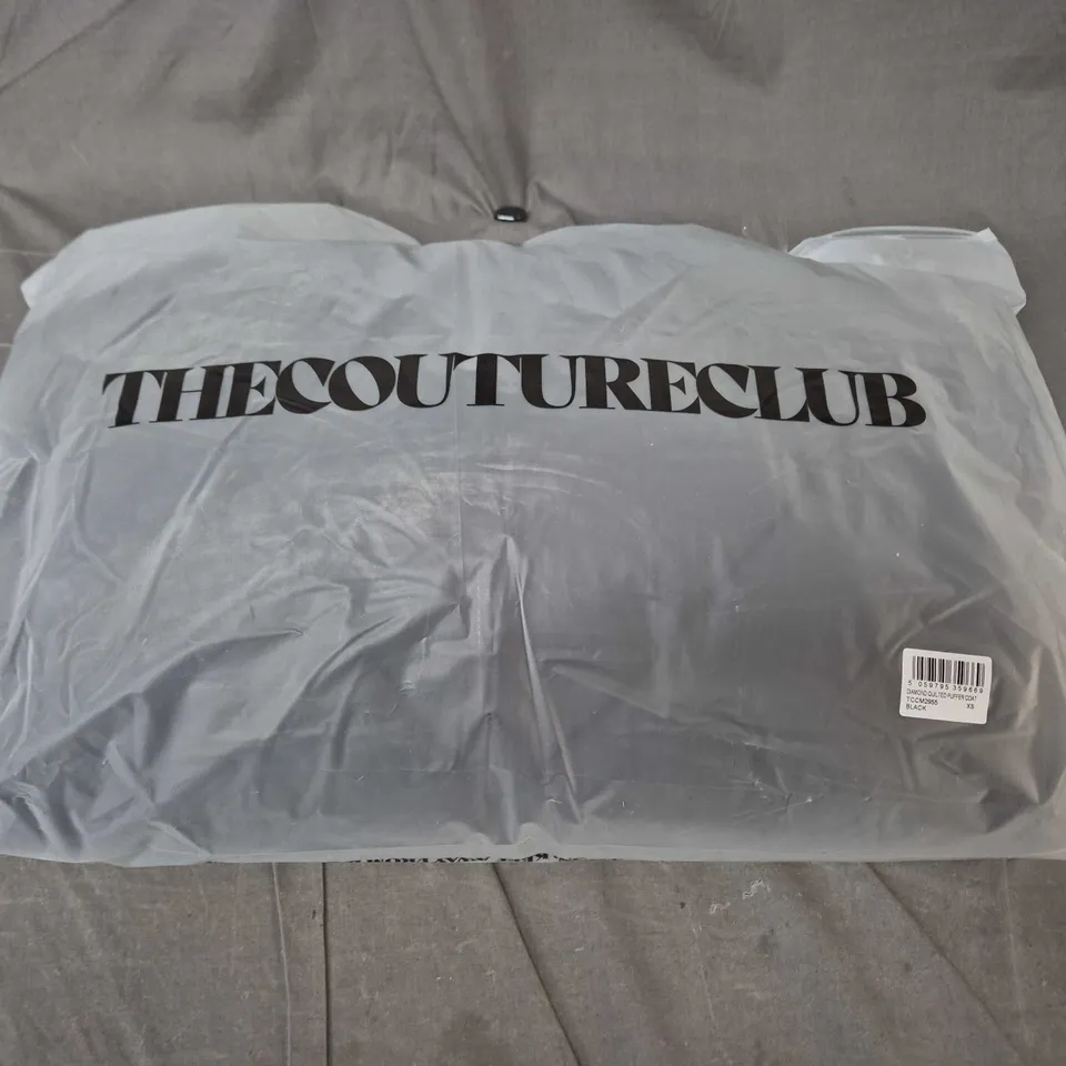 BAGGED THE COUTURE CLUB DIAMOND QUILTED PUFFER COAT IN BLACK - XS