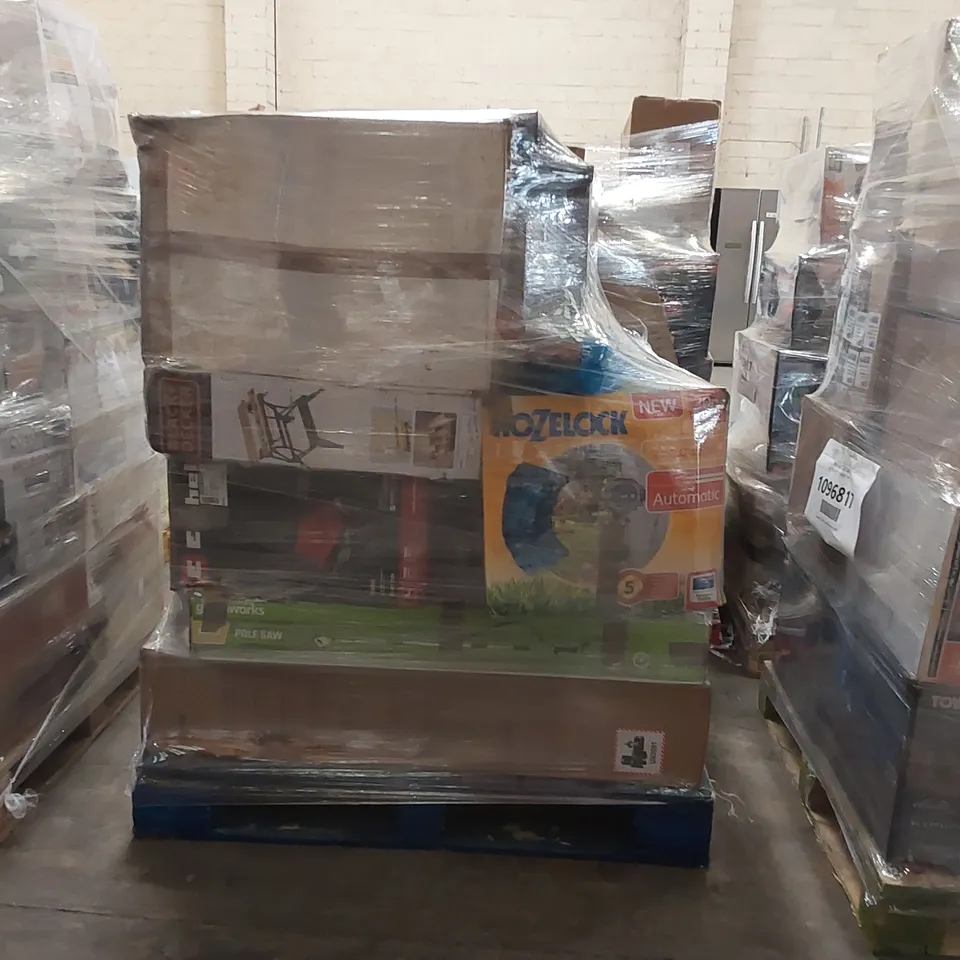 PALLET OF APPROXIMATELY 18 UNPROCESSED RAW RETURN HOUSEHOLD AND ELECTRICAL GOODS TO INCLUDE;