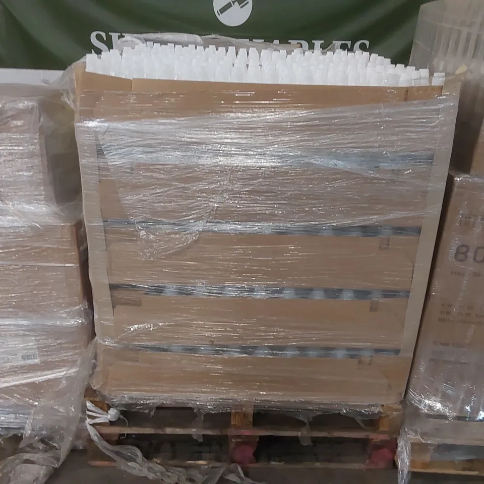 PALLET CONTAINING A VERY LARGE QUANTITY OF BRAND NEW 750ML SPRAY BOTTLES - NO TOPS