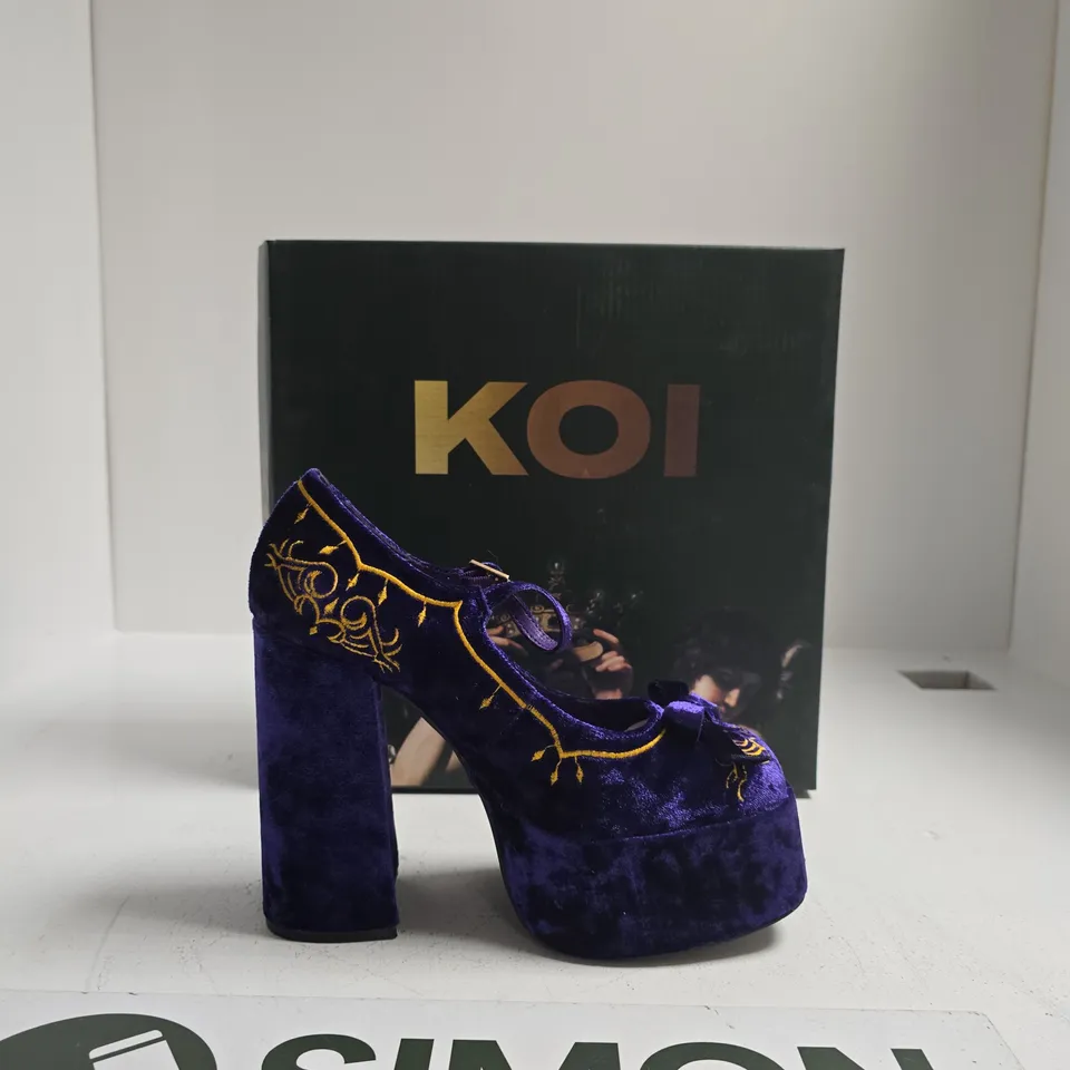 KOI MANOR VELVET PURPLE PLATFORM HEELS WITH GOLD EMBROIDERY UK SIZE 6