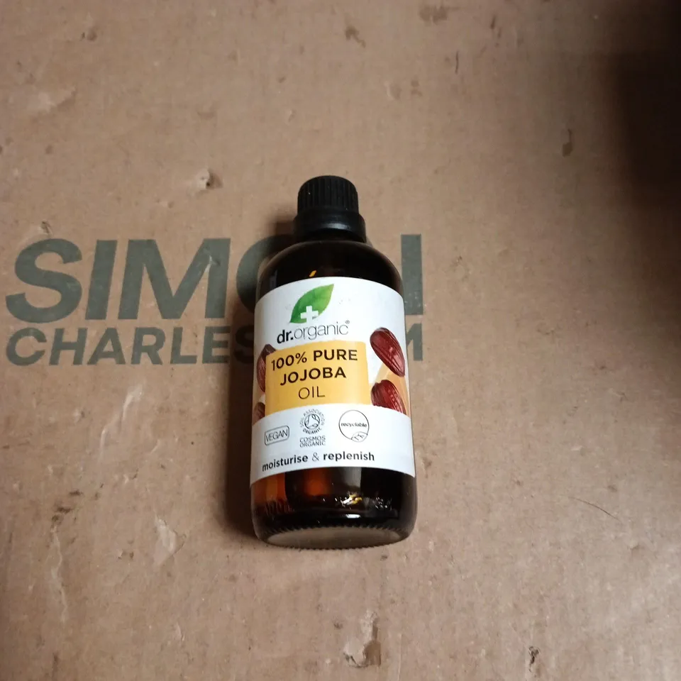 APPROXIMATELY 20  ASSORTED COSMETIC ITEMS INCLUDING HI LIDO CREAM , CORSODYL TOOTHPASTE AND DR ORGANIC 100% PURE JOJOBA OIL 