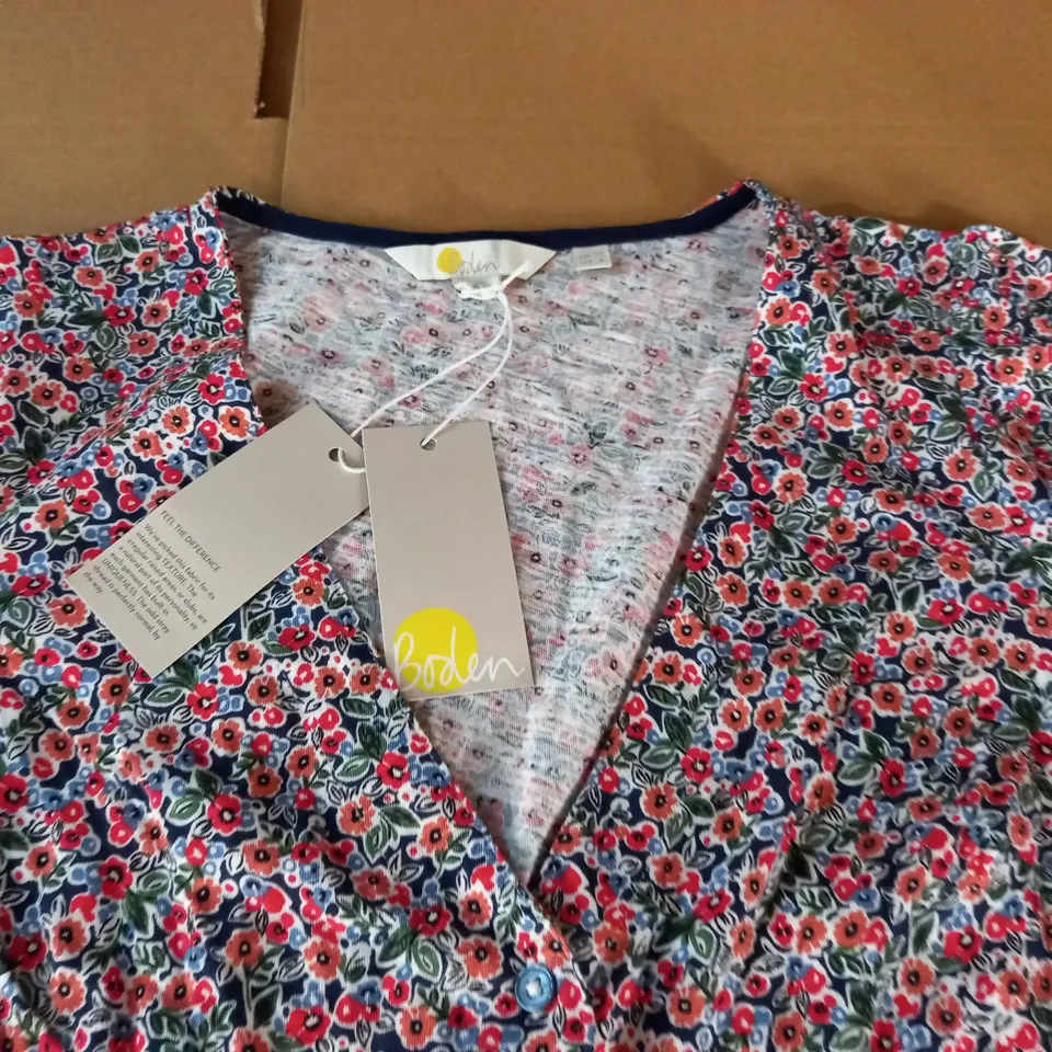 BODEN FLORAL BUTTON FRONT TOP - UK 10