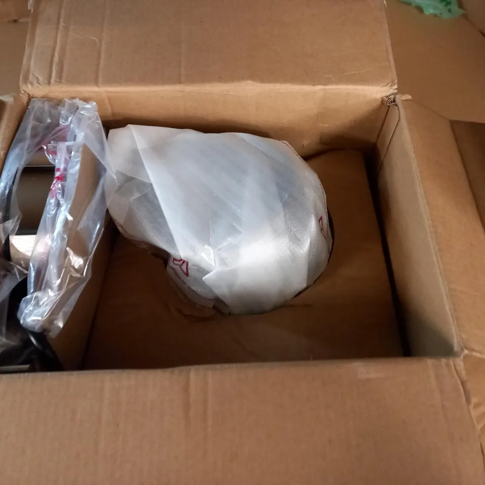 BOXED BREVILLE HOTCUP HOT WATER DISPENSER