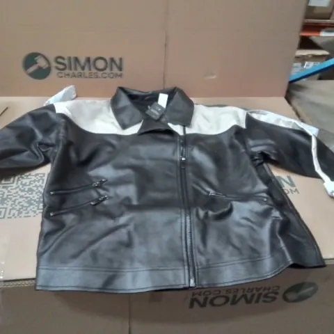 BOXED BRAND NEW APPROXIMATELY 8 SIMPLY BE OVERSIZED BIKER JACKET BLACK/CREAM SIZE 22