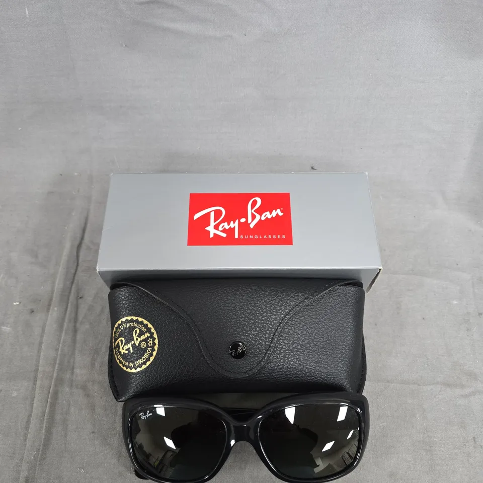 RAY-BAN JACKIE OHH SUNGLASSES – BLACK