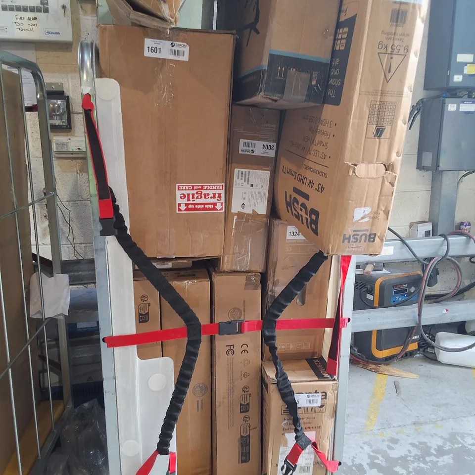 CAGE OF APPROXIMATELY 30 ASSORTED ITEMS INCLUDING DELL LAPTOP BATTERIES , AOC MONITOR CRACKED SCREEN AND SAMSUNG CURVED MONITOR 