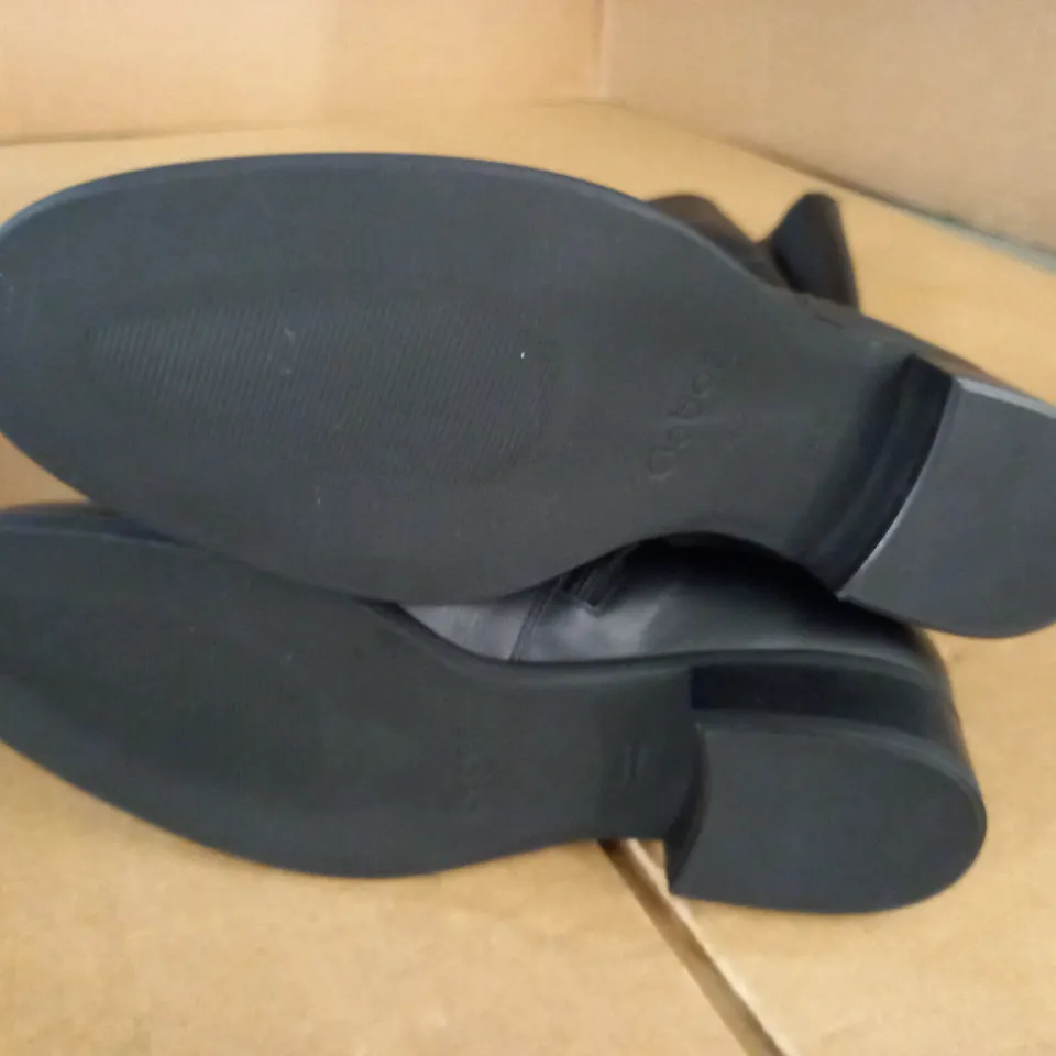 PAIR OF GABOR BLACK BOOTS - 4.5