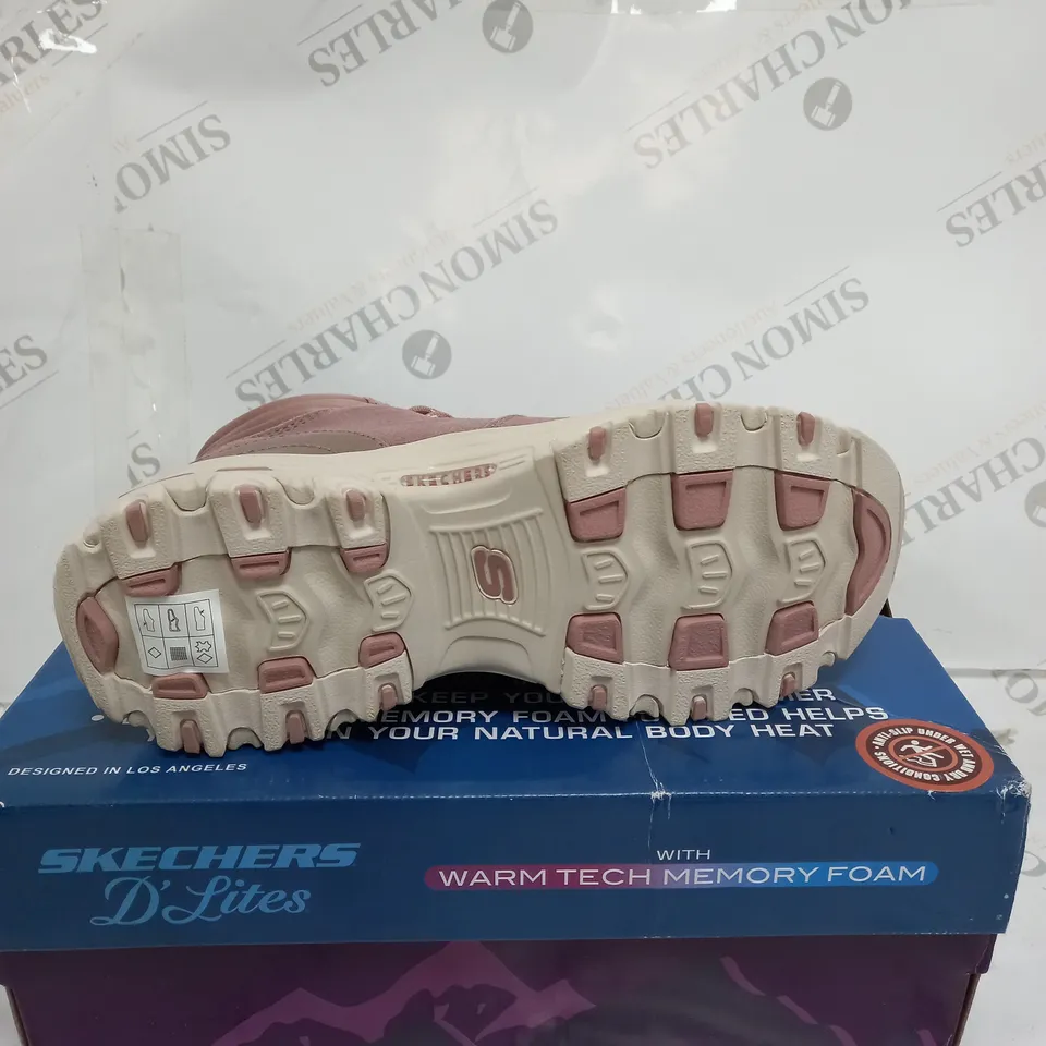 SKECHERS BLUSH SUEDE BOOTS - SIZE 3 HALF