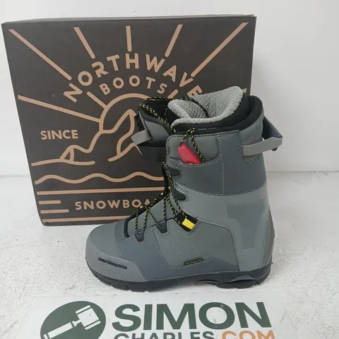 NORTHWAVE GREY WINTER BOOTS - MEN'S UK 9.5 (EU 44) WITH VIBRAM SOLE