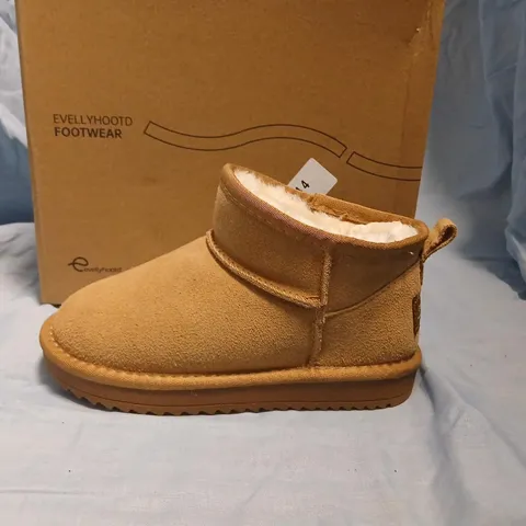 EVELLYHOOD CHILDS SNOW BOOTS – CHESTNUT, SIZE 31