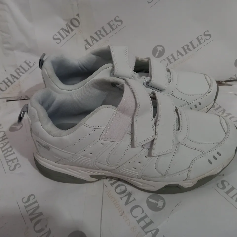 AVIA MEMEORY FOAM WHITE TRAINERS